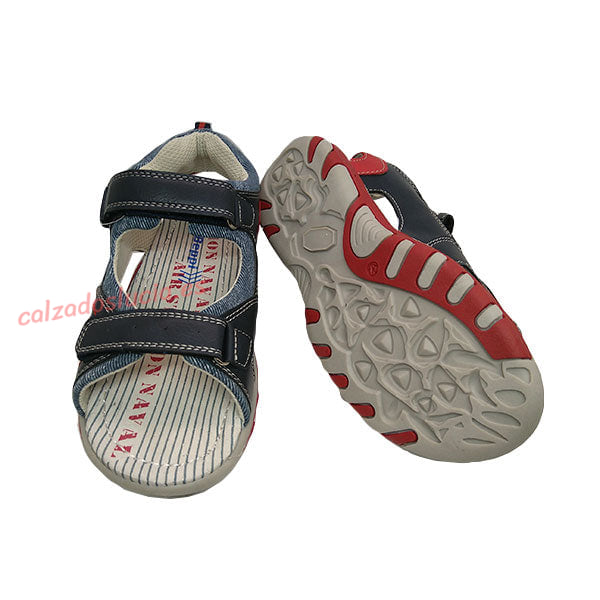 Sandalia sport de velcros de Beppi