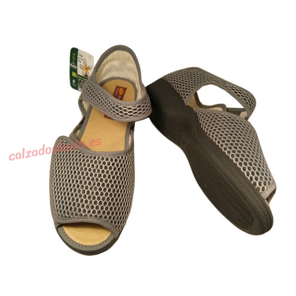 Zapatilla talón cerrado y velcro Doctor Cutillas