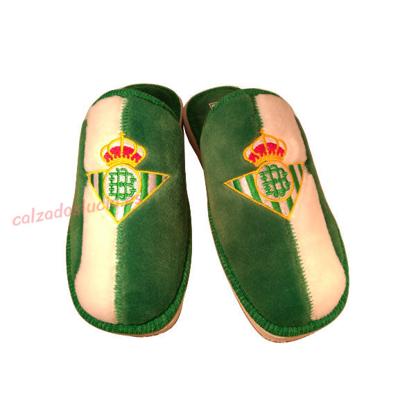 Zapatilla casa Andinas del Real Betis